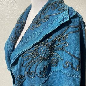 Vintage Jean Jacket garment-dyed Denim Embroidered embellished floral Oversize